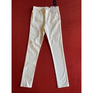 Forever 21 off white high rise skinny jeans, NWT, 26
